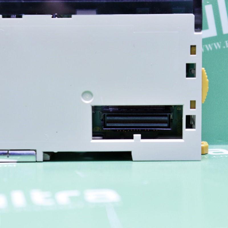 [중고] CJ1W-TC101 OMRON 피엘씨