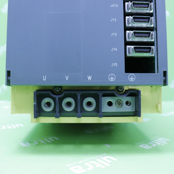 [중고] A06B-6102-H215#H520 화낙 서보엠프