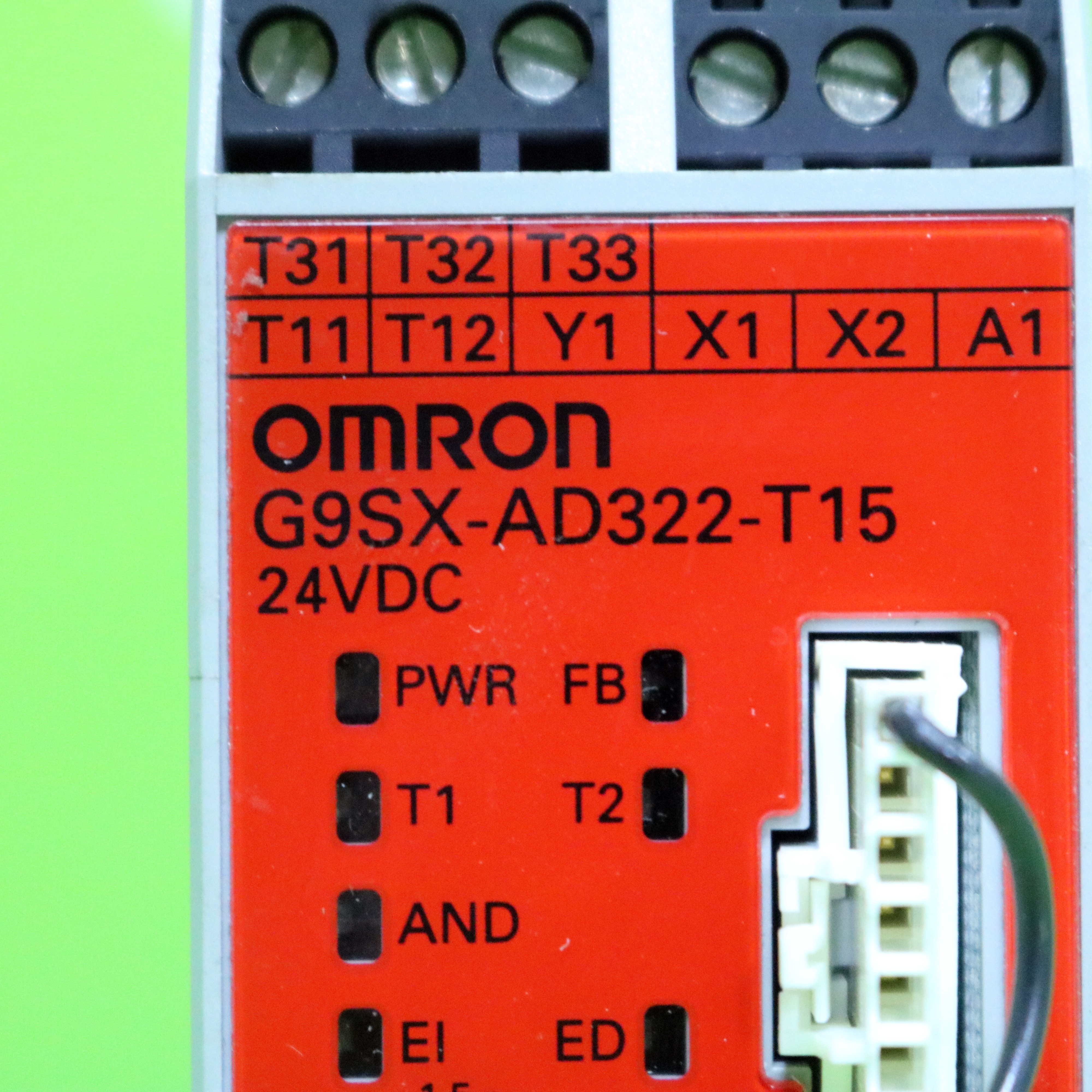 [중고] G9SX-AD322-T15-RT OMRON 세이프티 유닛