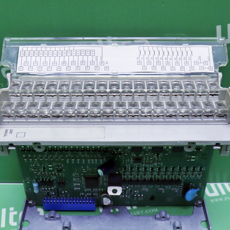 [중고] TSXDMZ28DT 슈나이더 PLC