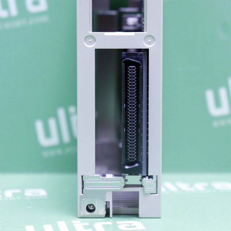 [중고] CS1D-IC102D 옴론 피엘씨