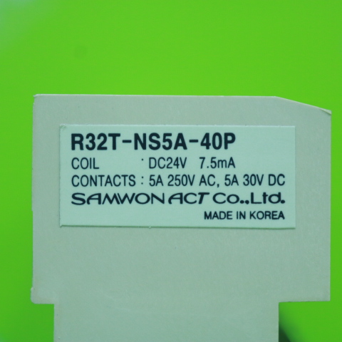 [중고] R32T-NS5A-40P 삼원액트 소형 릴레이터미널