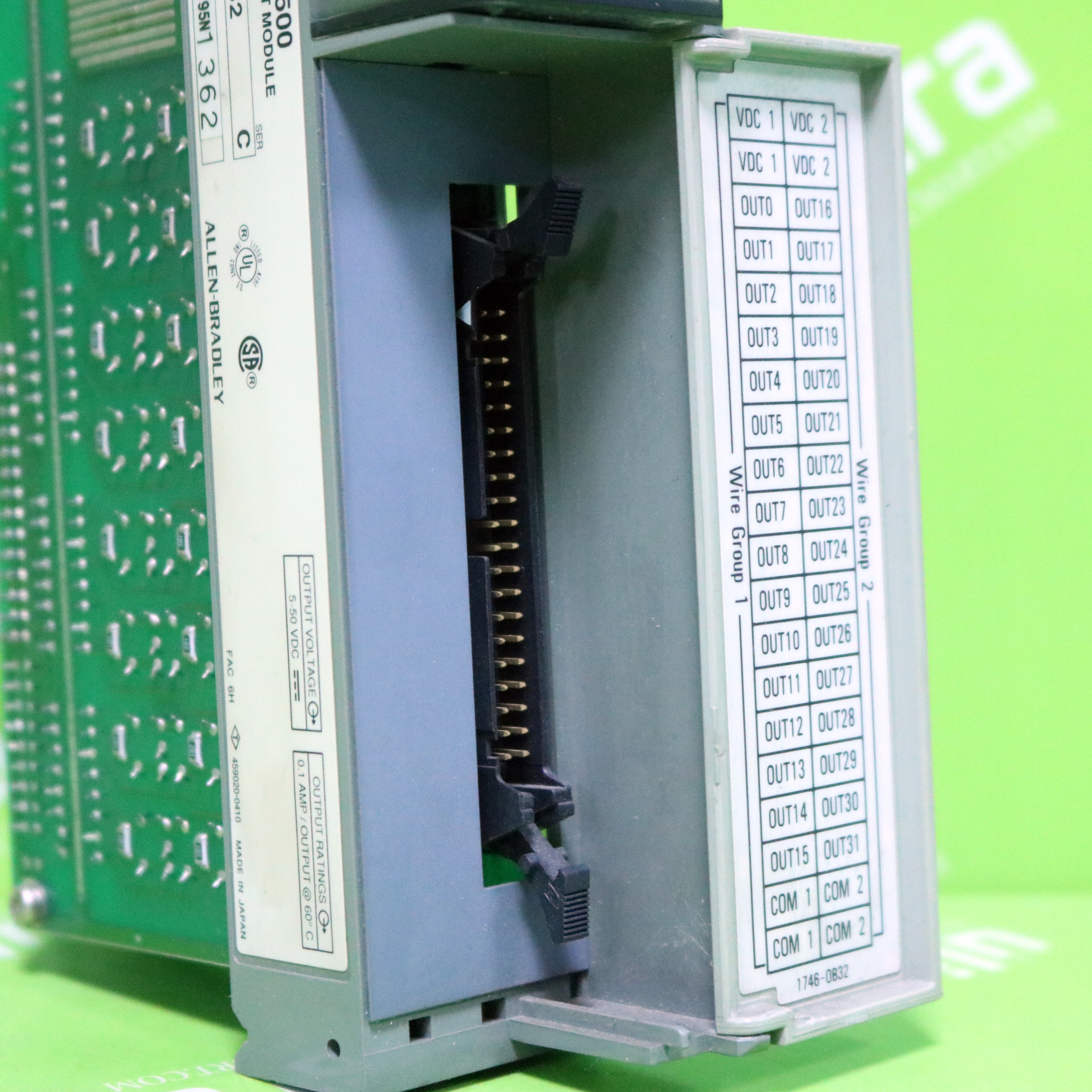 [중고] 1746-OB32 C Allen-Bradley SLC 500 Output Module 프로그램 컨트롤러