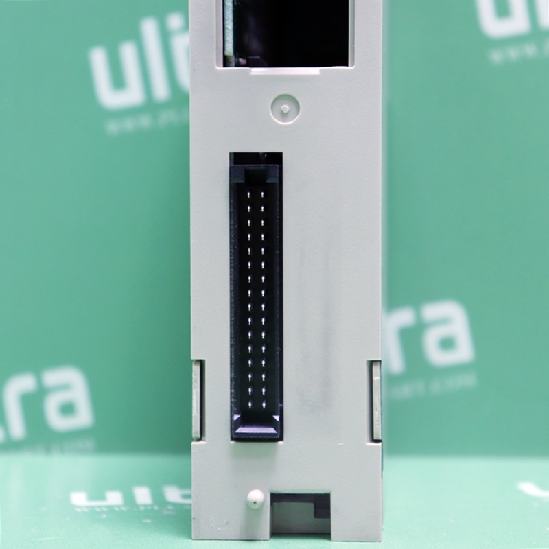 [중고] C200H-OD218 옴론 OUTPUT UNIT