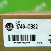 [미사용] 1746-OB32 Allen Bradley DC 출력 모듈, 32 Outputs 프로그램 컨트롤러