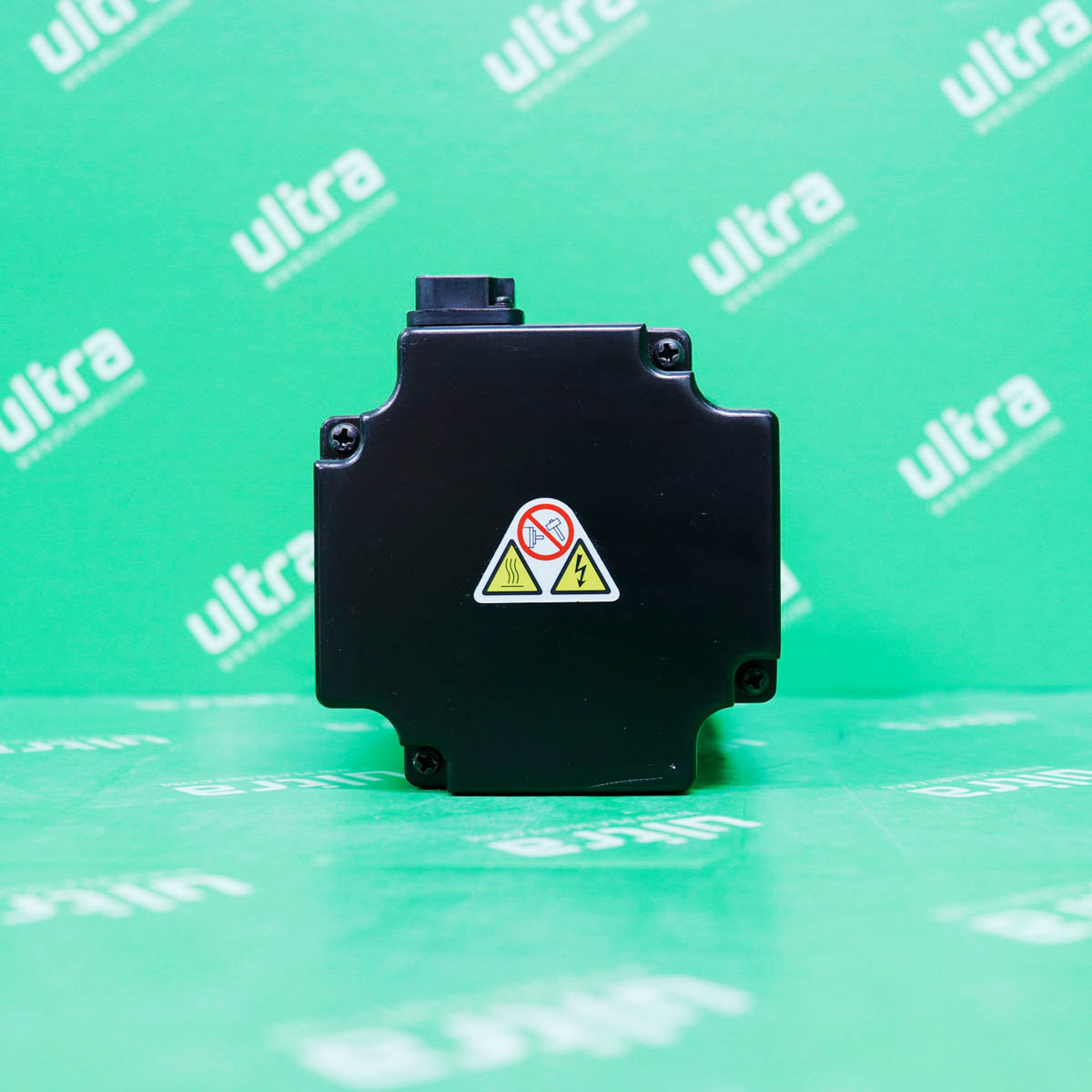[중고] SGMJV-08ADL2C 야스카와 750W 서보모터