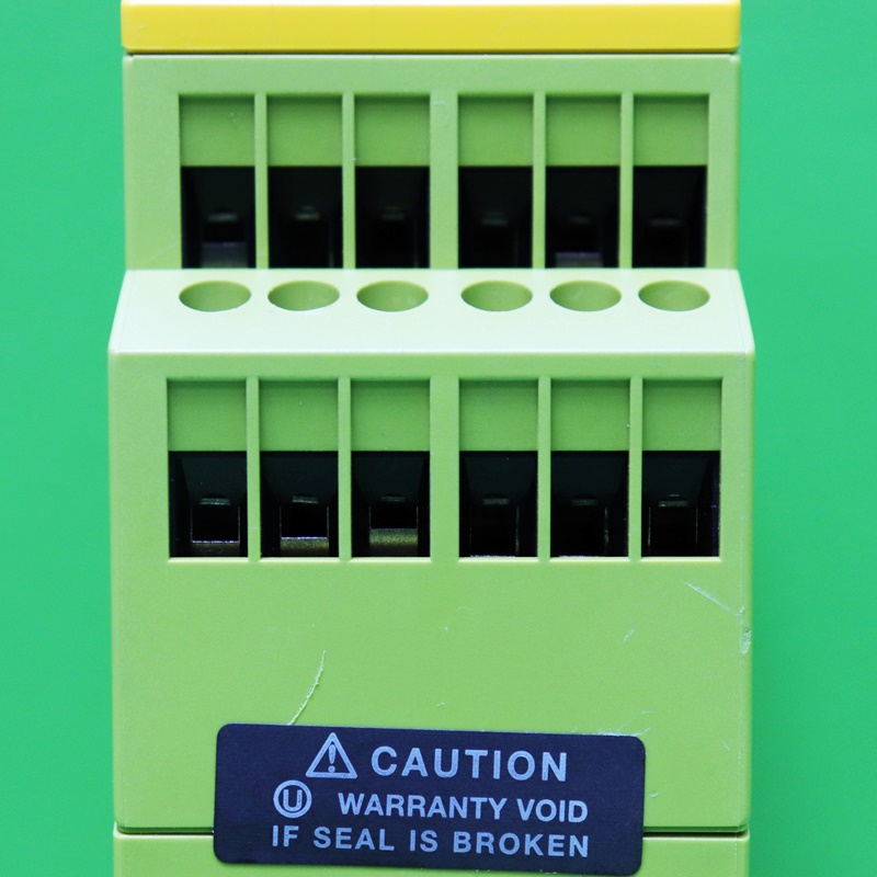 [중고] PNOZ X3 Pilz Safety Relay ,이중 채널