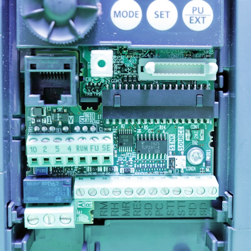 [중고] FR-E740-0.75K-CHT 미쯔비시 1마력 인버터