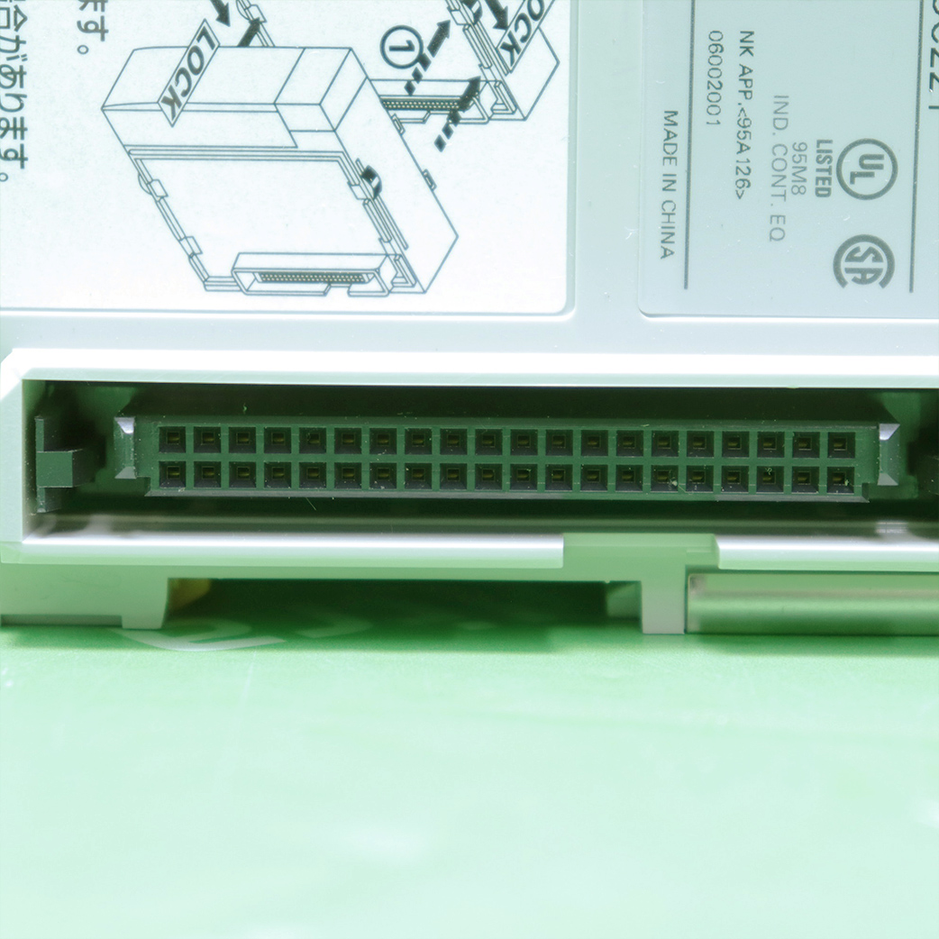 [중고] CQM1-OC221 옴론 PLC 출력 유닛 