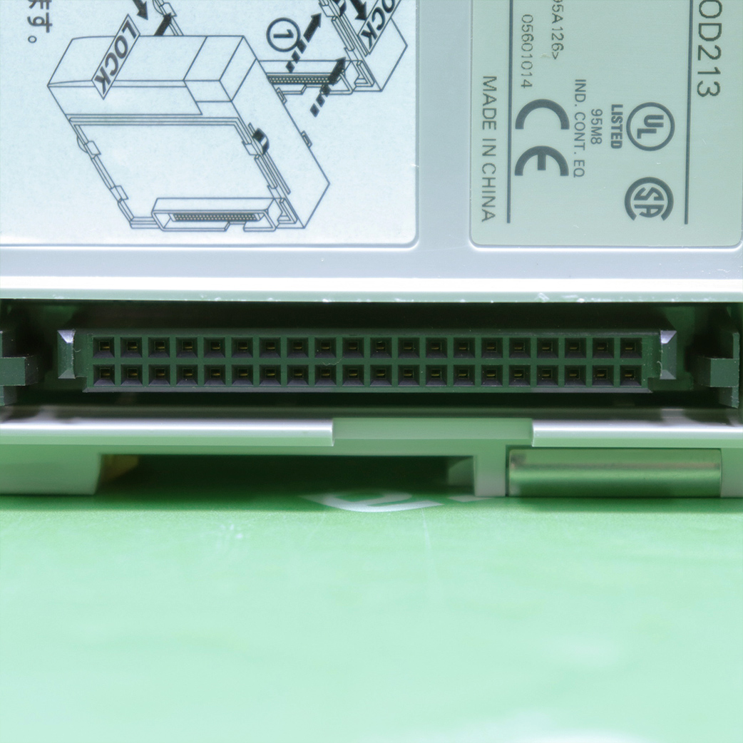 [중고] CQM1-OD213 옴론 PLC 출력 유닛