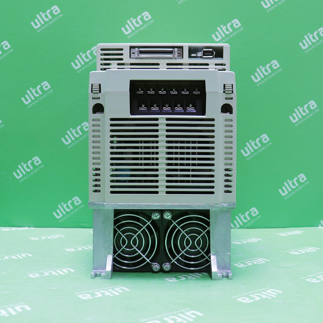 [중고] SGDM-30AC-SD5 야스카와 서보팩 서보드라이브