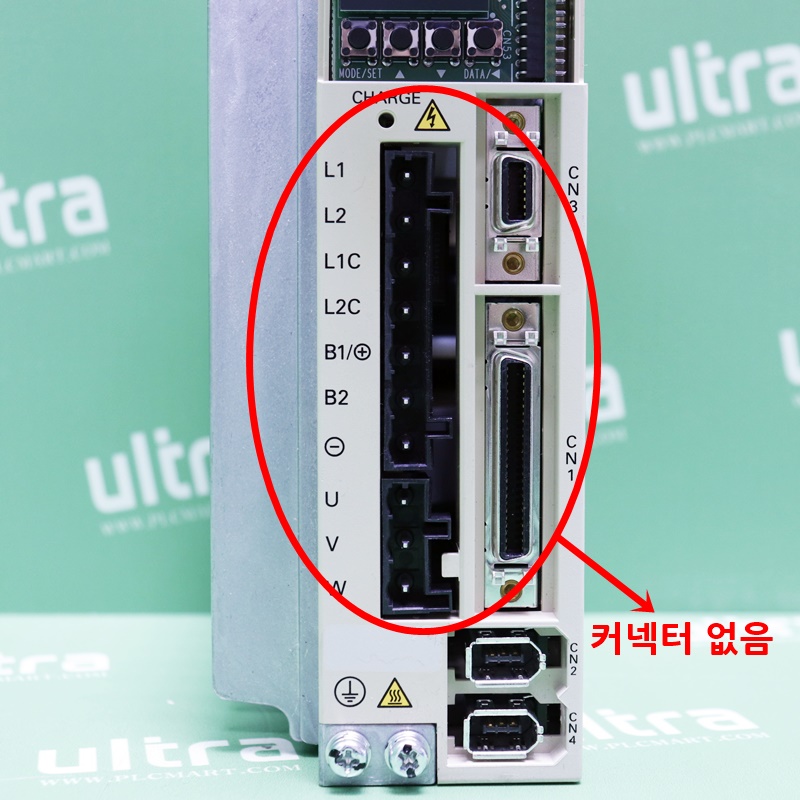 [중고] SGDS-04A02AY515 야스카와 400w 서보 드라이버 (커넥터 없음)