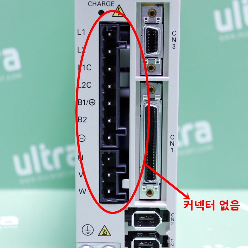 [중고] SGDS-02A02AY515 야스카와 200w 서보 드라이버 (커넥터 없음)
