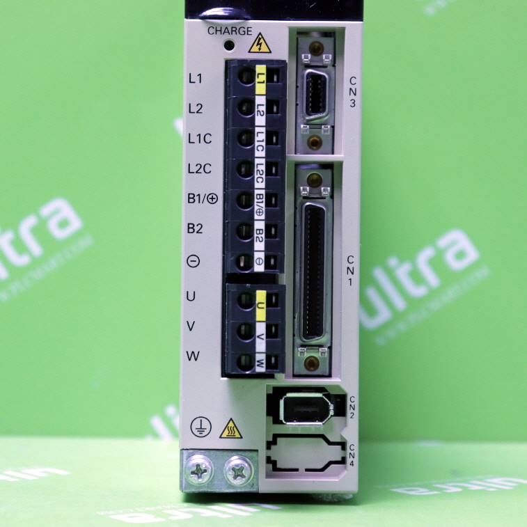 [중고] SGDS-02A01A 야스까와 200W 서보드라이브