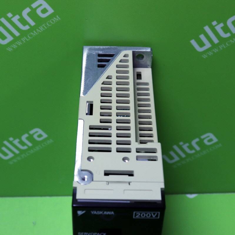 [중고] SGDS-02A01A 야스까와 200W 서보드라이브