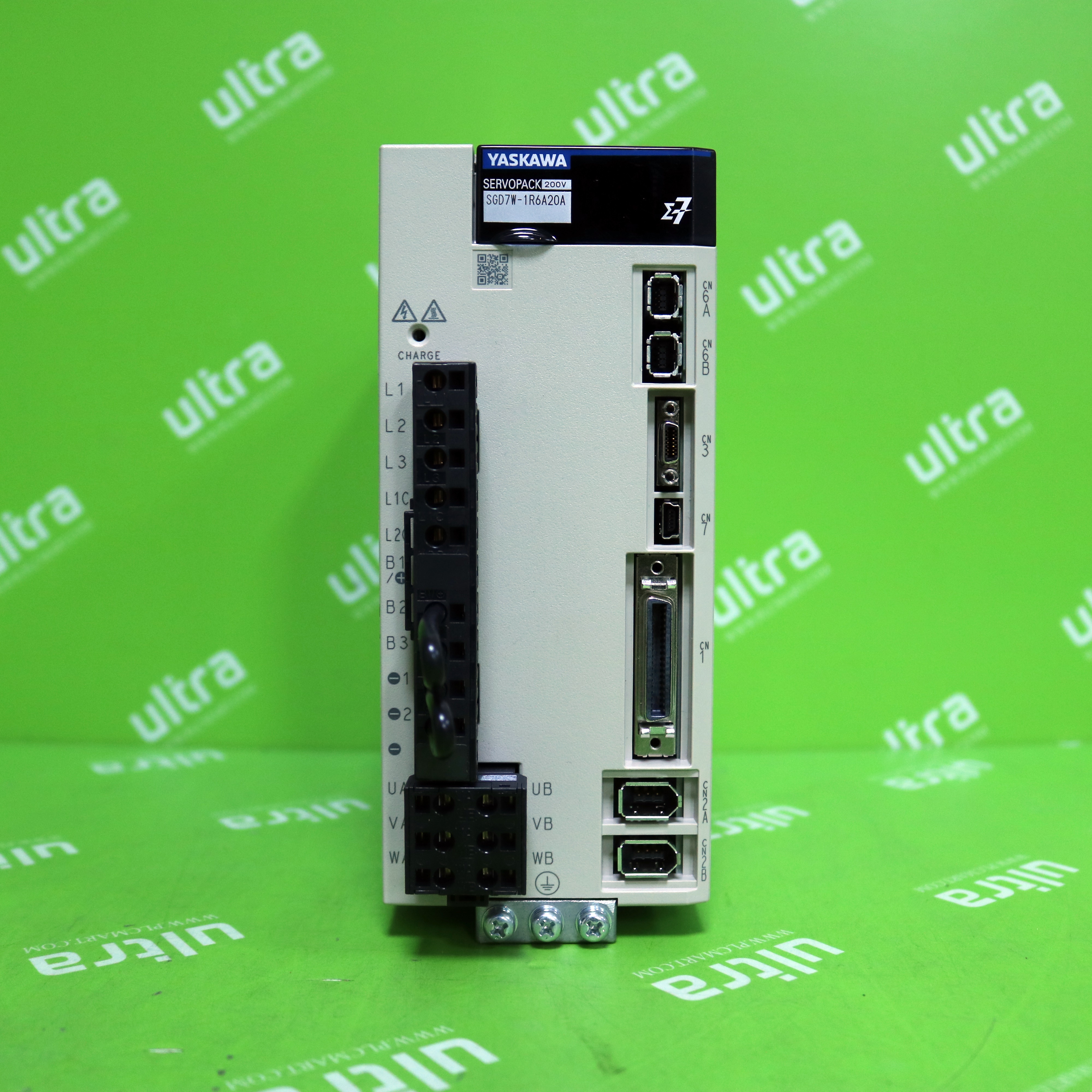 [중고] SGD7W-1R6A20A 야스카와 서보 드라이버