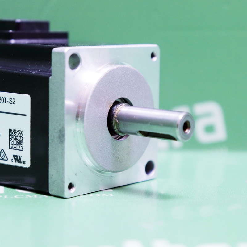 [중고] R88M-1M10030T-S2 오므론(omron) 100w 서보 모터